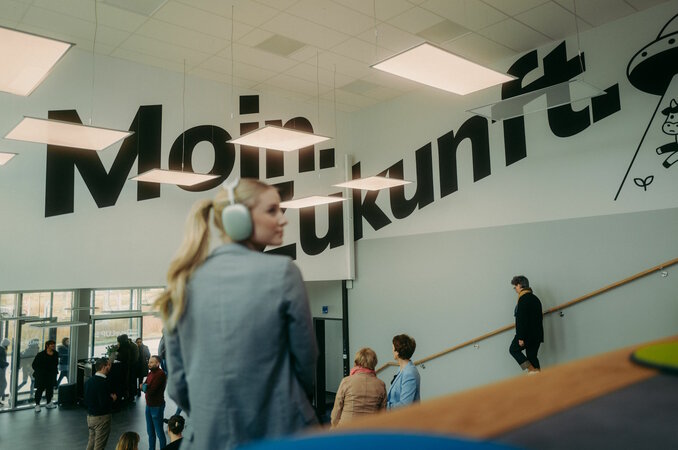 csm_DeveLUP_Start_Up_Community_Atrium_2_web_e7c70682f9